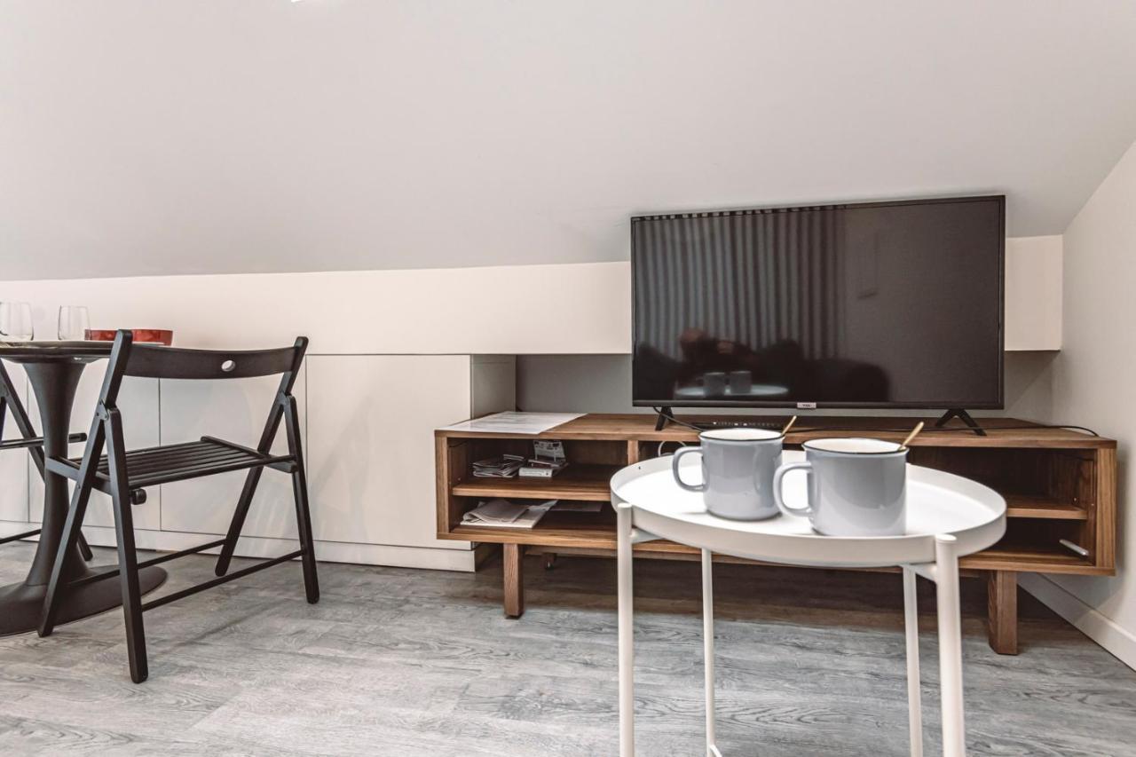 Le Coquet Logement Climatise Face A La Cathedrale - 3G Reims Exteriör bild